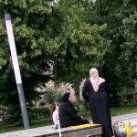 Žena naj bo doma, čaka naj na muftija – Slovenija provinca nestrpnosti